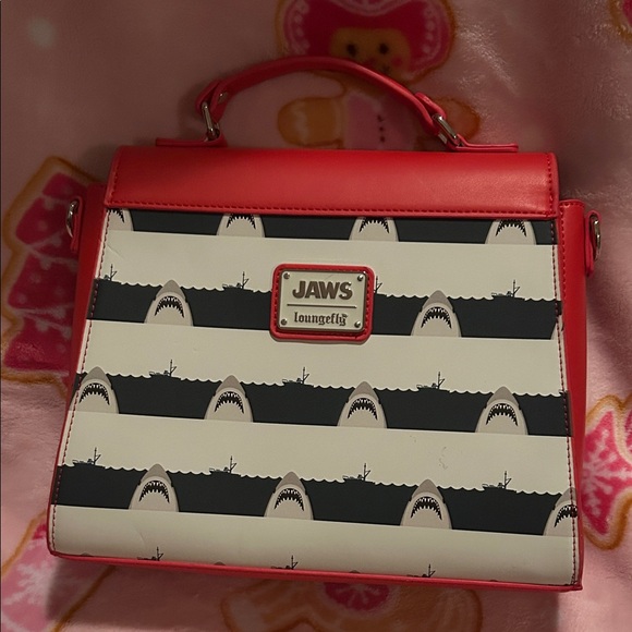 Jaws Loungefly purse - Picture 5 of 7